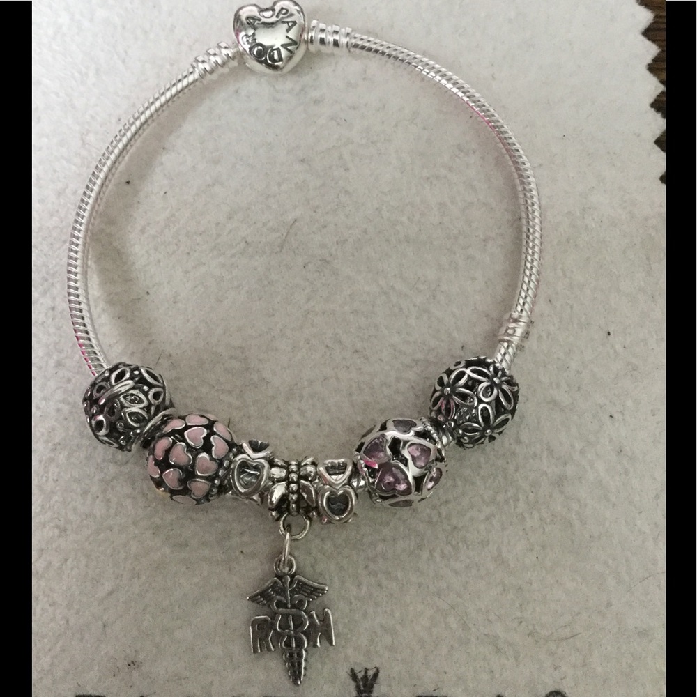 Pandora Registered nurse