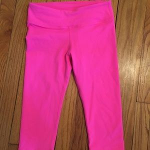 Fabletics cropped yoga pants - S