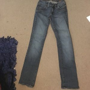 Size 3-4 Short Delia’s Jeans