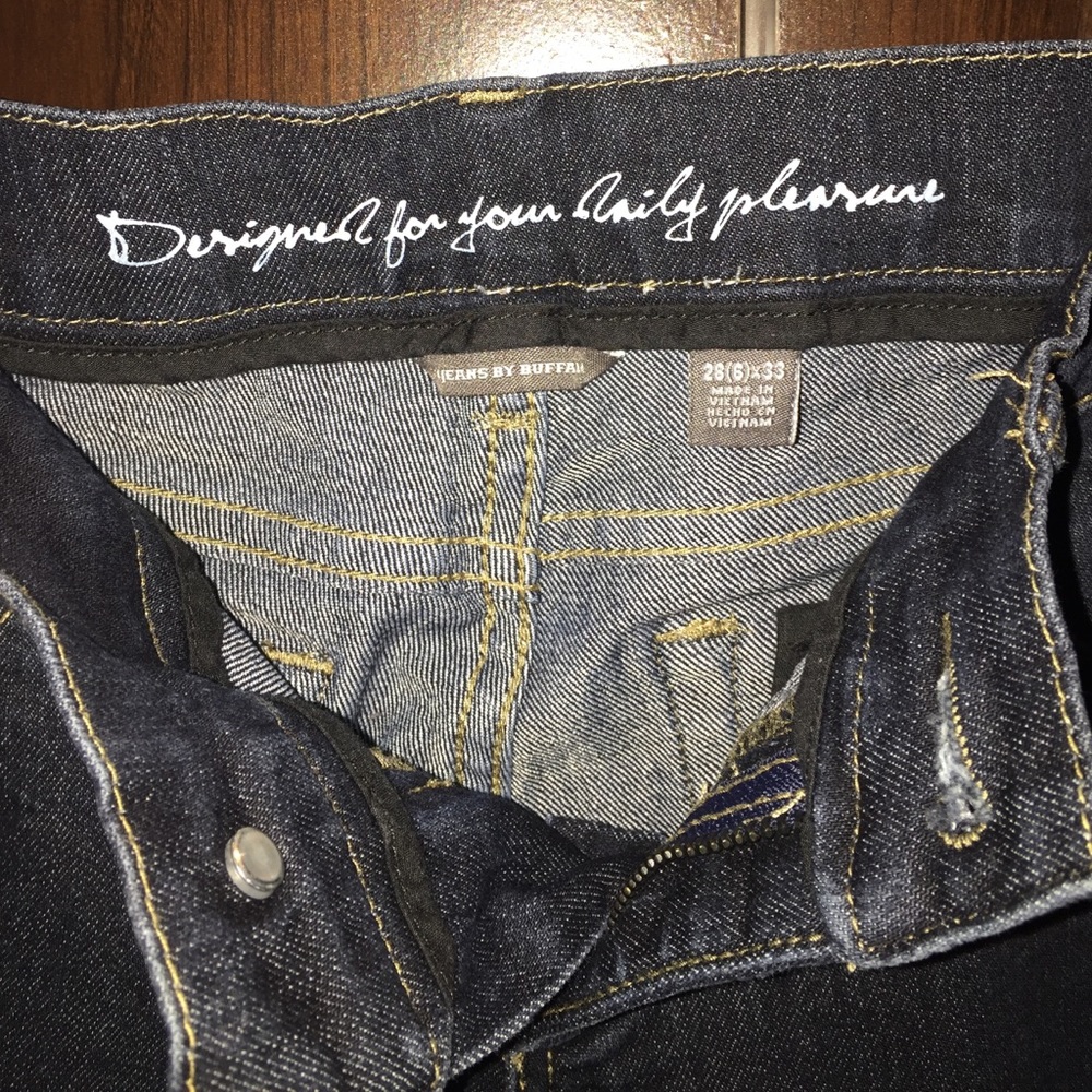 Jeans - Picture 2 of 5