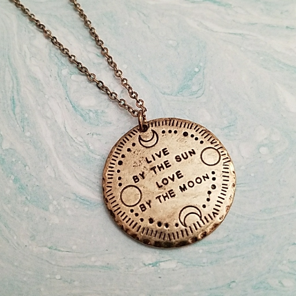 NWOT Necklace