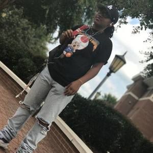 Meet your Posher, Makesha