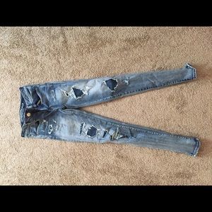 American Eagle Distressed Jeans
