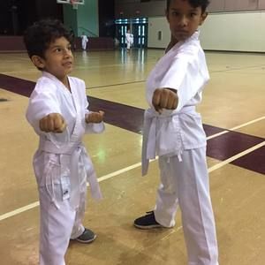 Meet your Posher, Ale