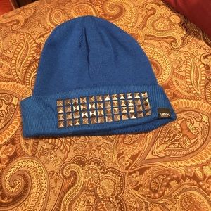 Blue beanie
