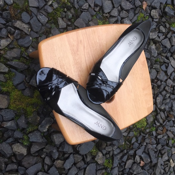 GNW Moteller Black Patent Leather - Picture 1 of 3