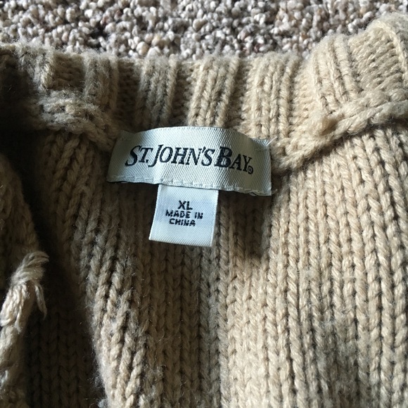 John Bays Size XL cardigan - Picture 2 of 3
