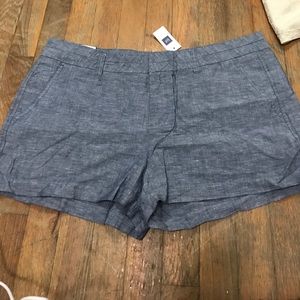 Gap 3 Inch Short