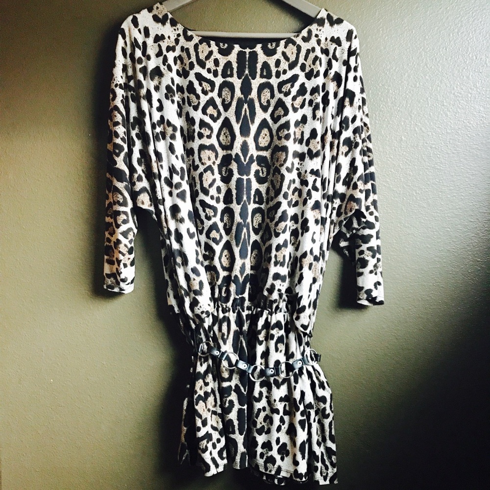 Coco Bianco Cheetah Print Stretch Blouse