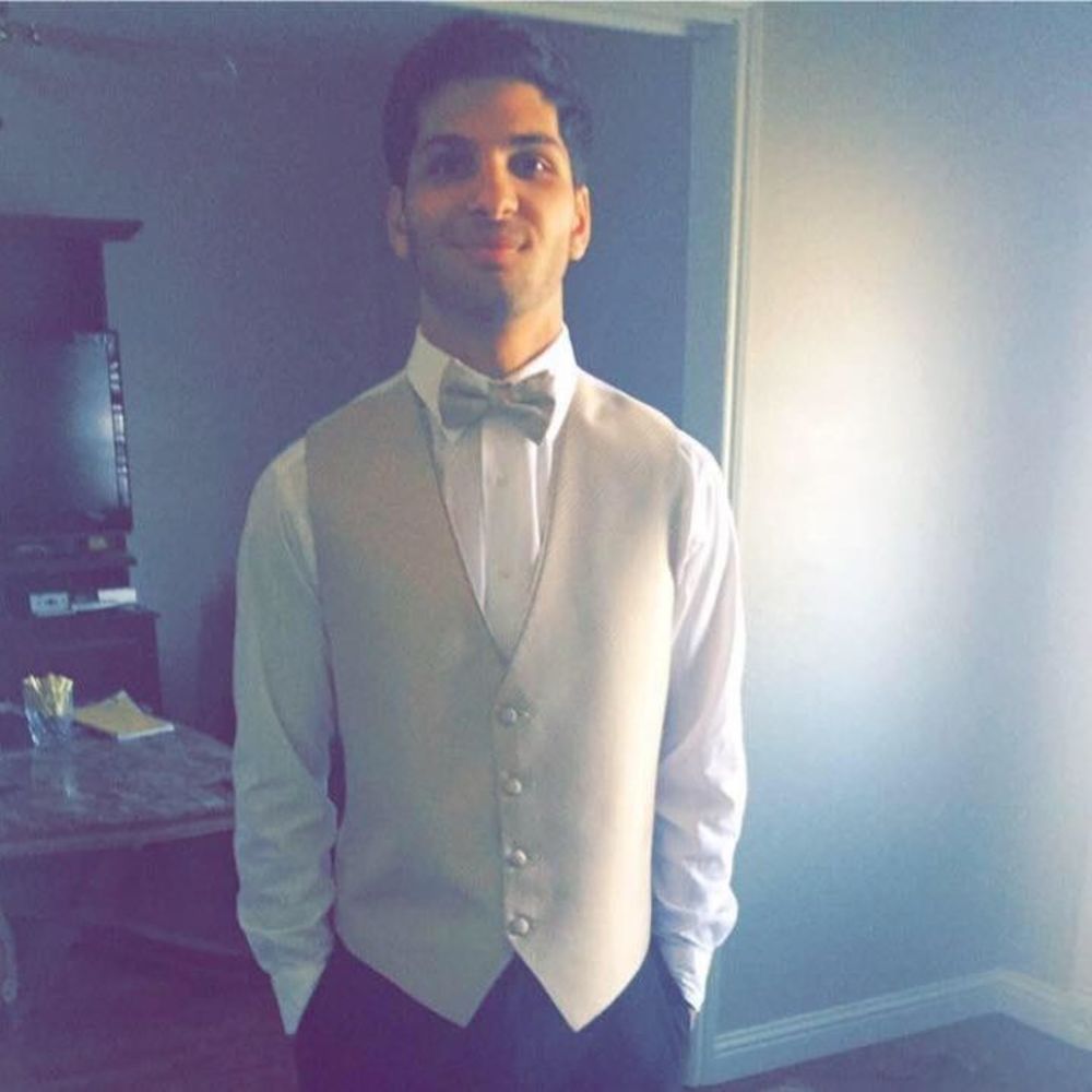 Meet your Posher, Amir