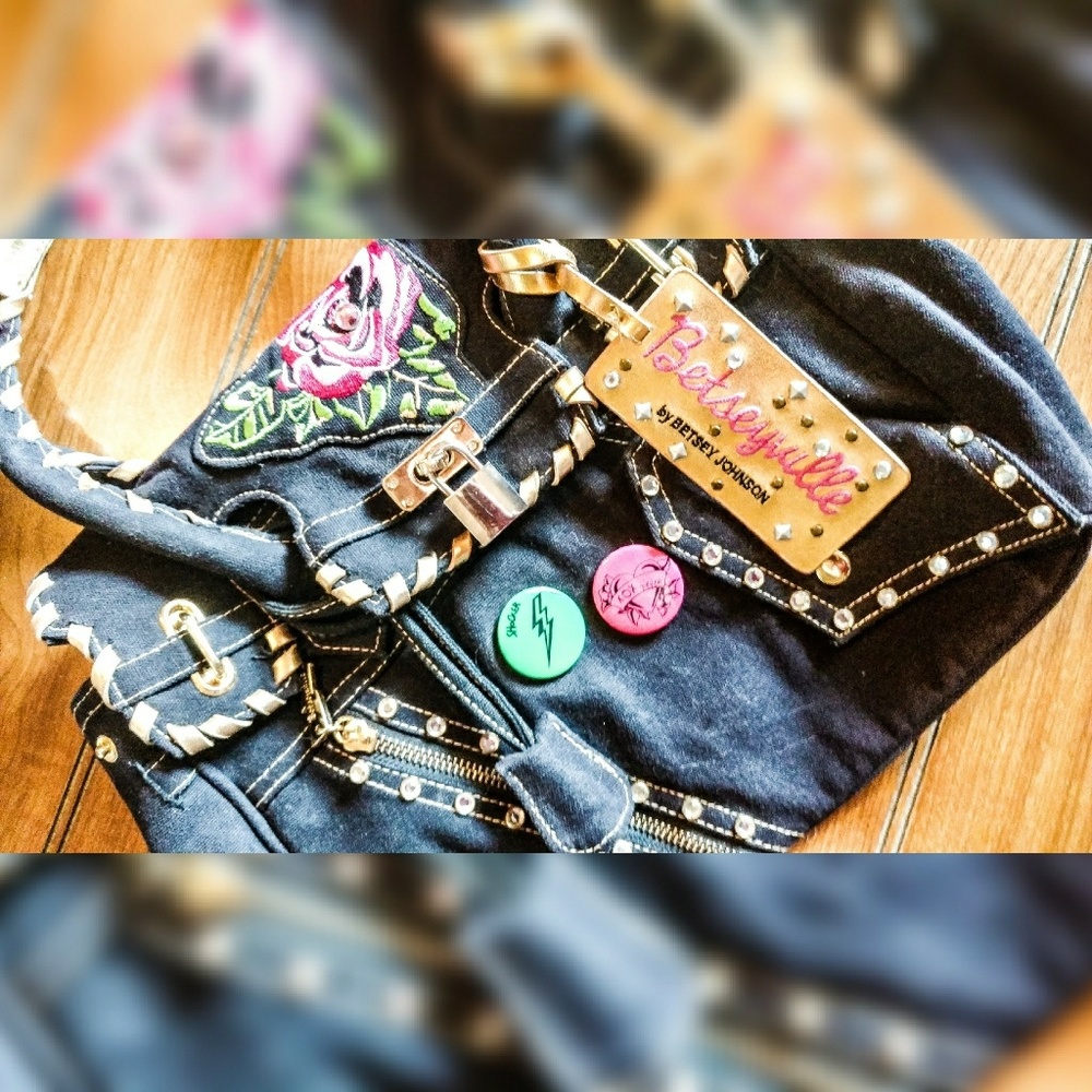 **RARE** Betsey Johnson Bag/Blue With Buttons