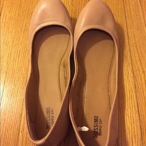 Mossimo ballet flats. Nude / blush colored. Sz. 8