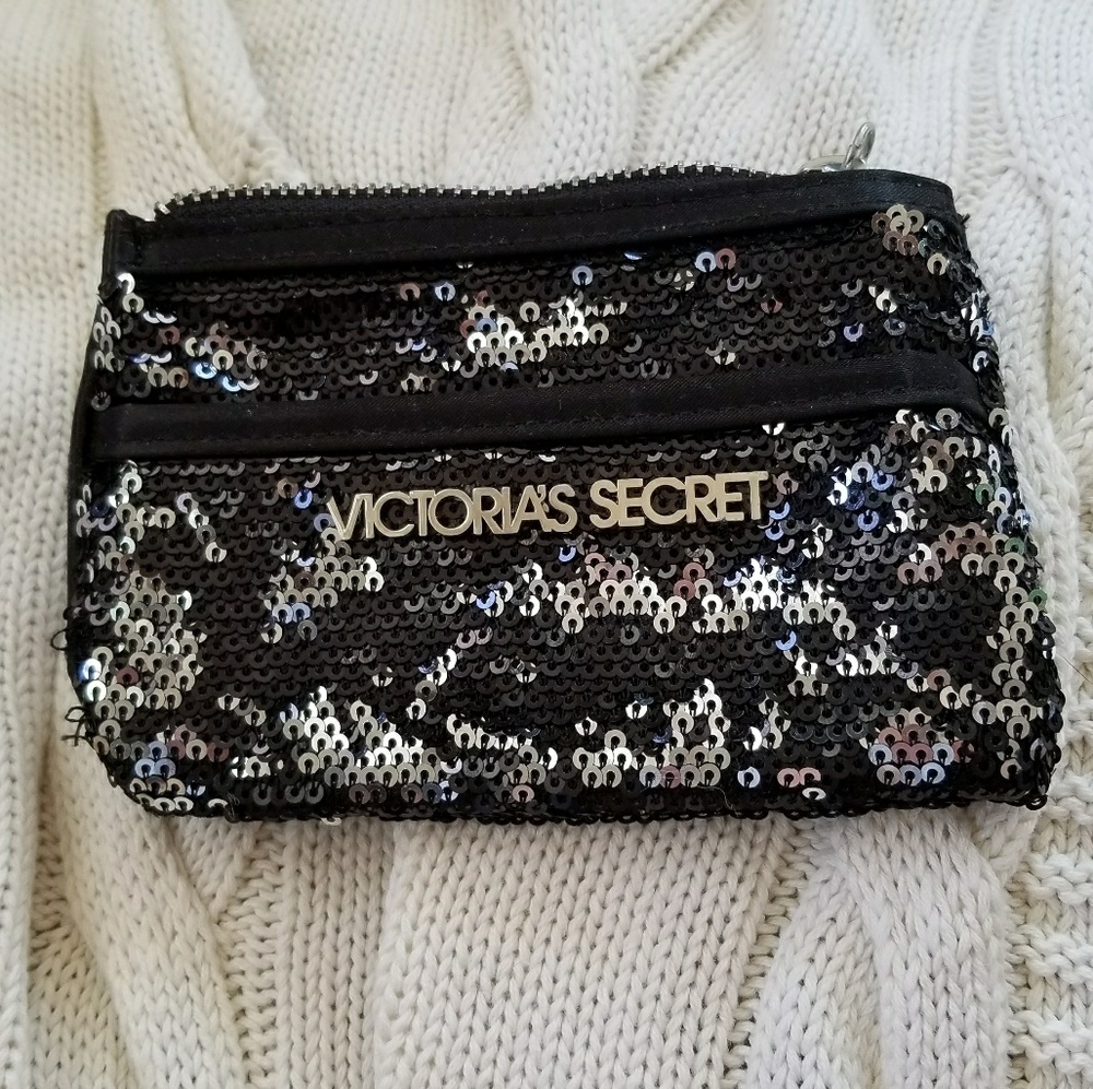 VS Coin/Card Purse with Black Sequins
