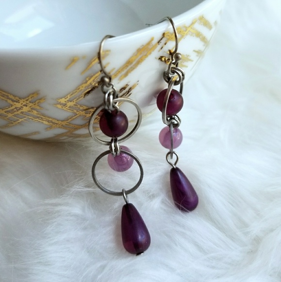 none Jewelry - Tear drop light weight purple and silver