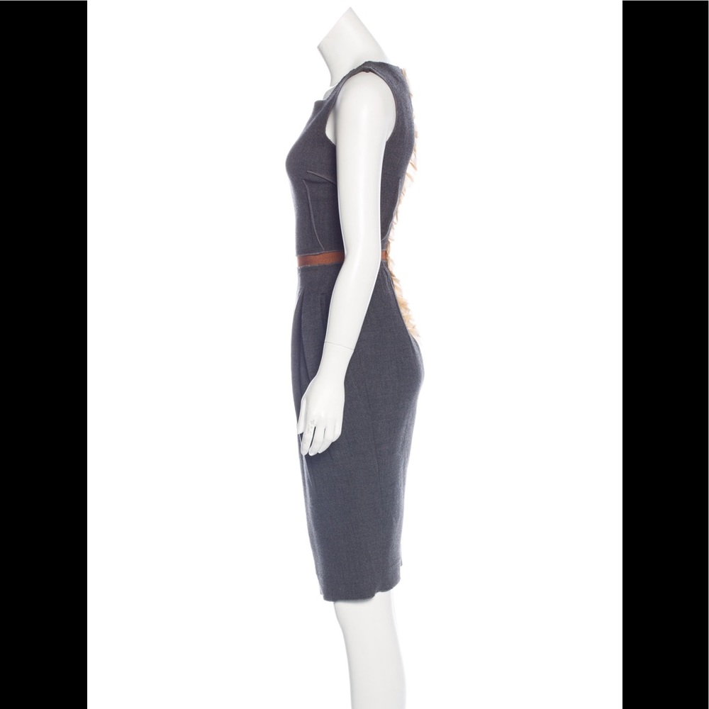 🚫SOLD🚫 D&G Light Grey Ruffle-back Dress - Picture 3 of 5