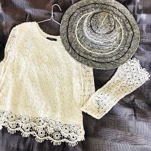 Lace detail bell sleeved boho top