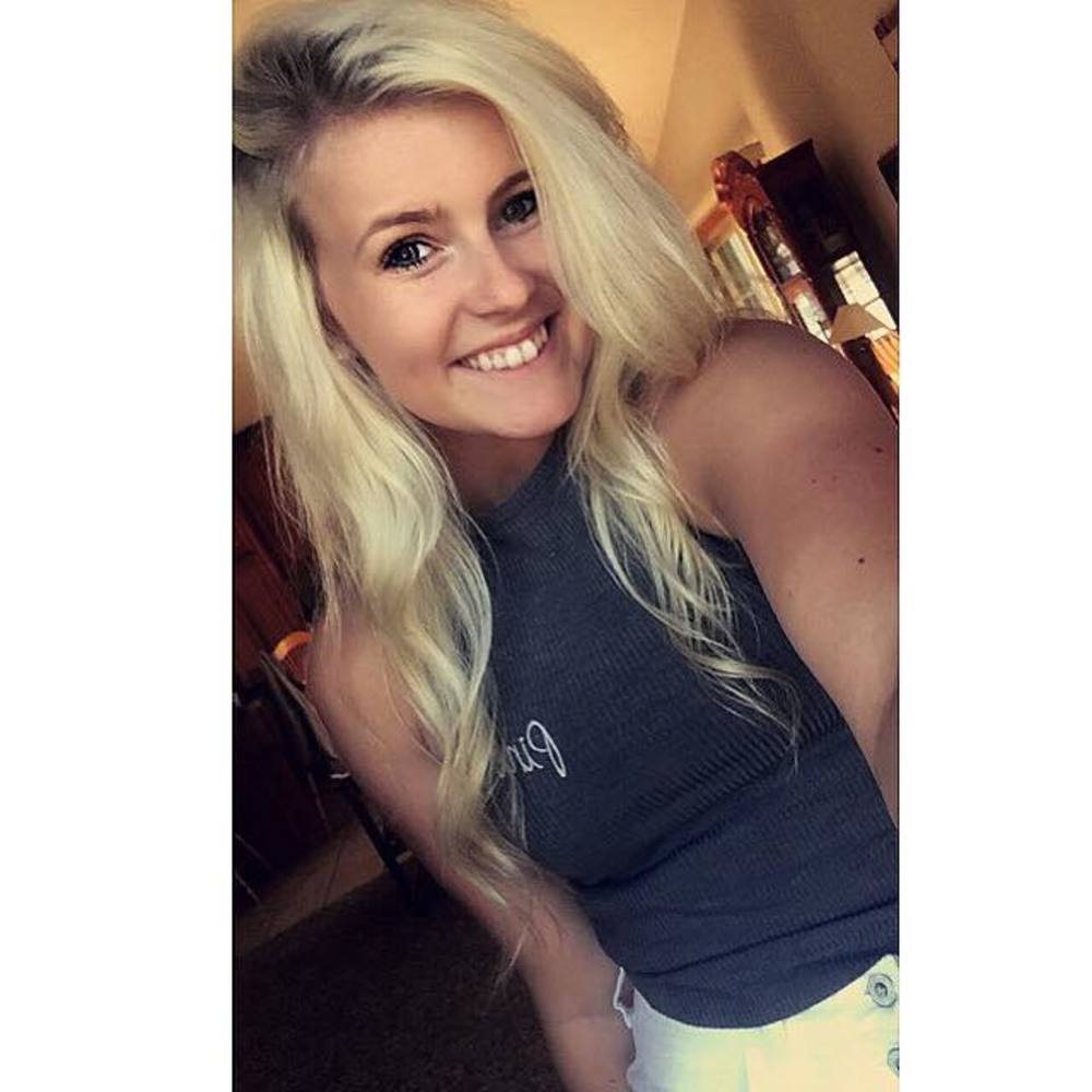 Meet your Posher, Marissa