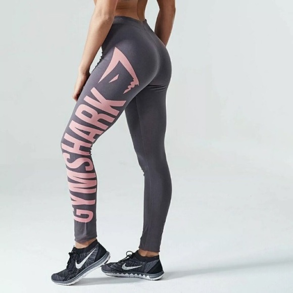 ISO Gymshark - Picture 2 of 2