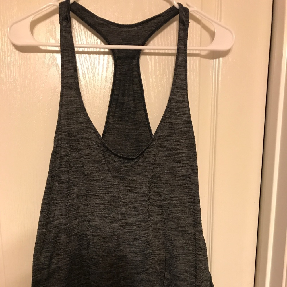 Lululemon razorback tank