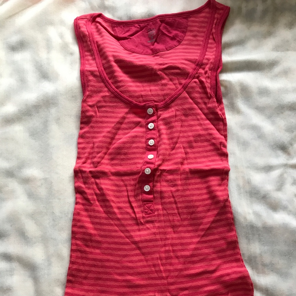Gap Tank Top
