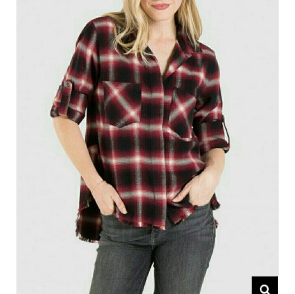 Cloth+Stone Split Back Fray Hem Shirt