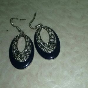Earings
