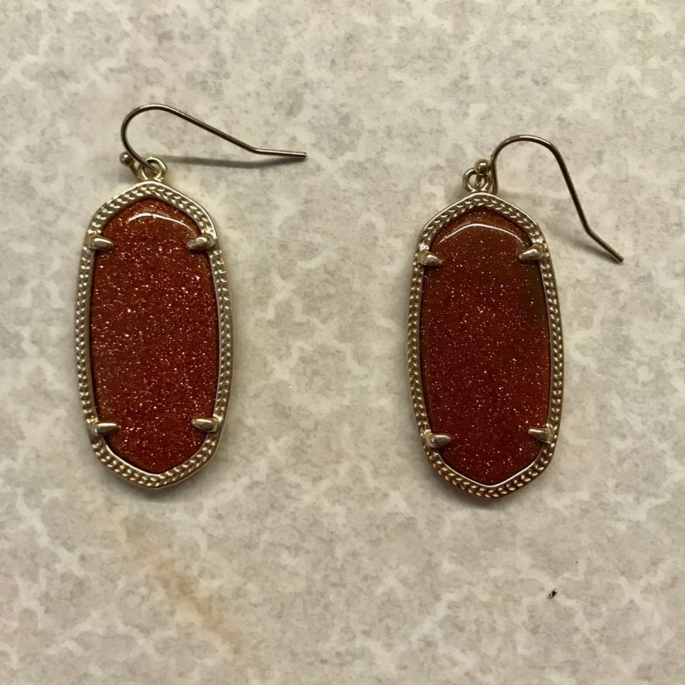 Small Kendra Scott Elle Earrings
