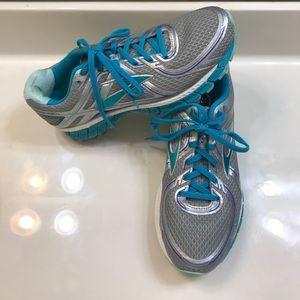 Brooks Women’s Adrenaline GTS 16