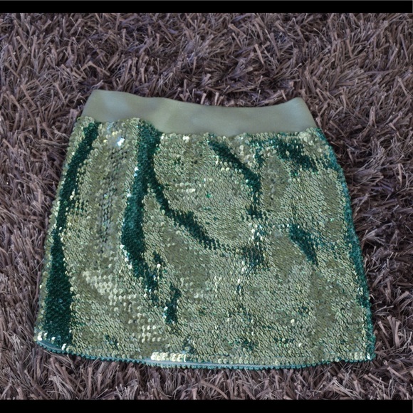 Sequin skirt - Picture 2 of 4
