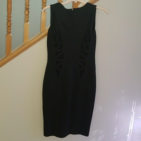 Dress - Picture 2 of 4