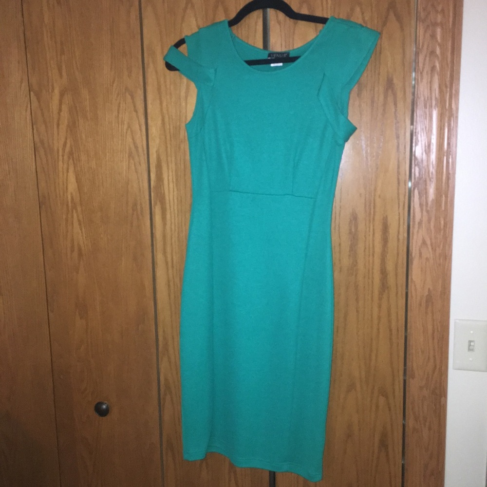 Green midi dress