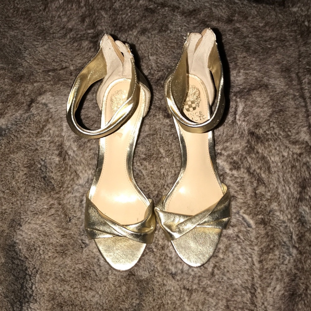 Vine Camuto Gold Heels