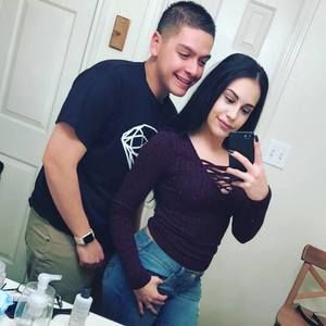 Meet your Posher, Issac