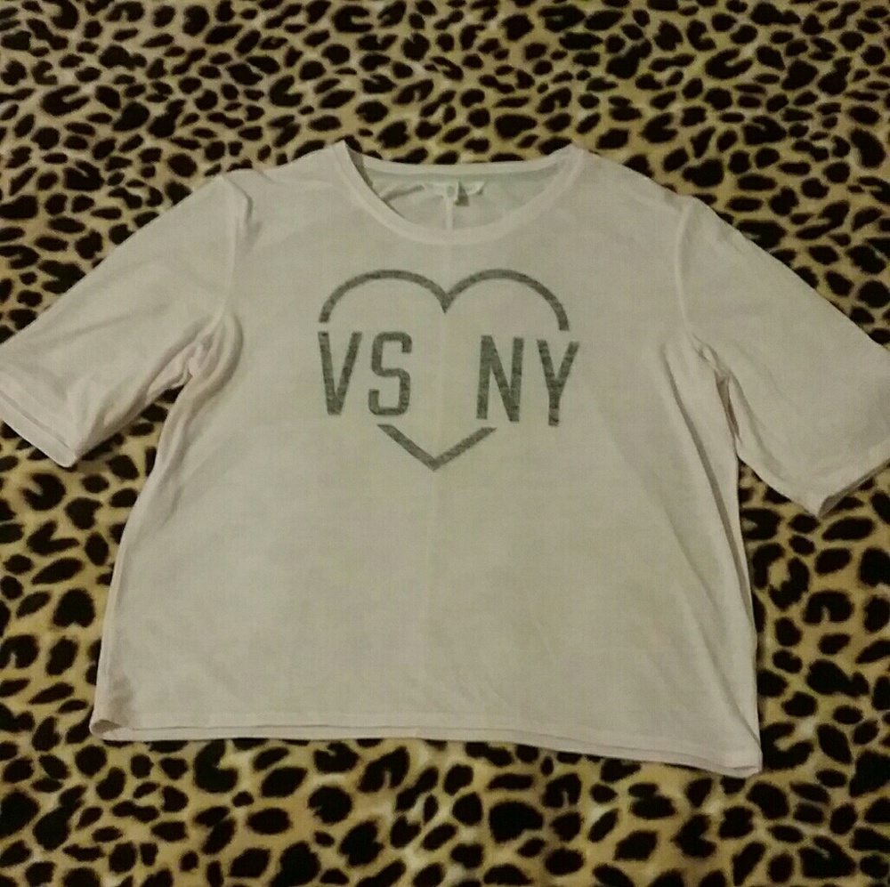 vs tee