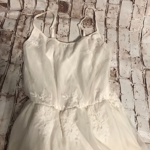 Rosalin basic dress - Picture 2 of 5