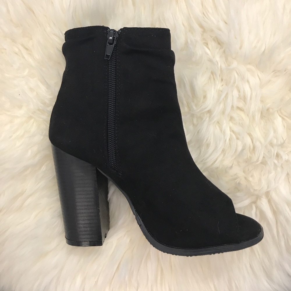 ✨Patty Block Heel Booties✨ - Picture 5 of 5