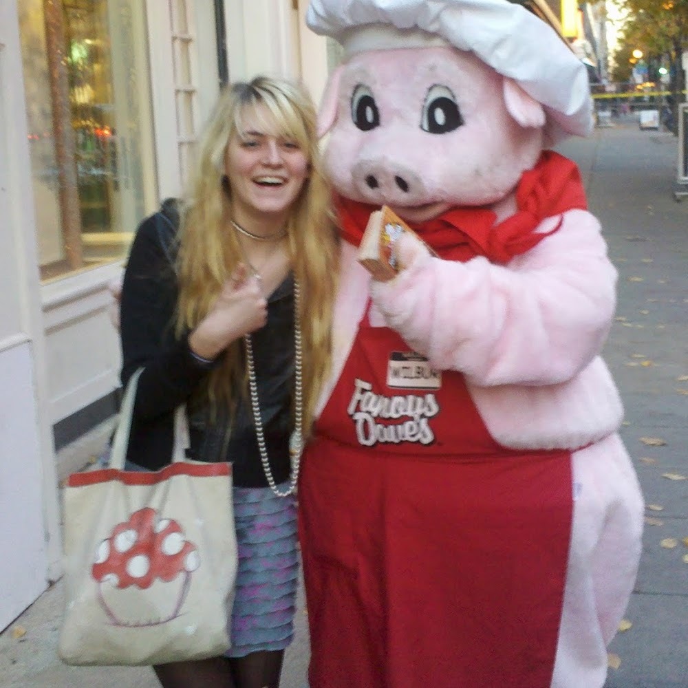 Meet your Posher, Sam