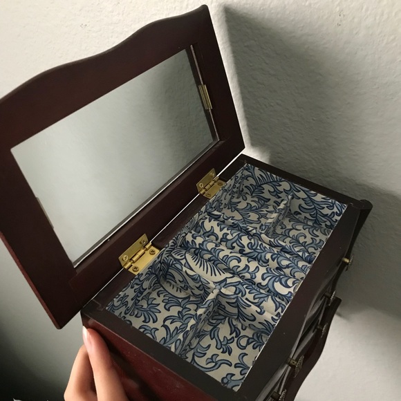 Jewelry Box