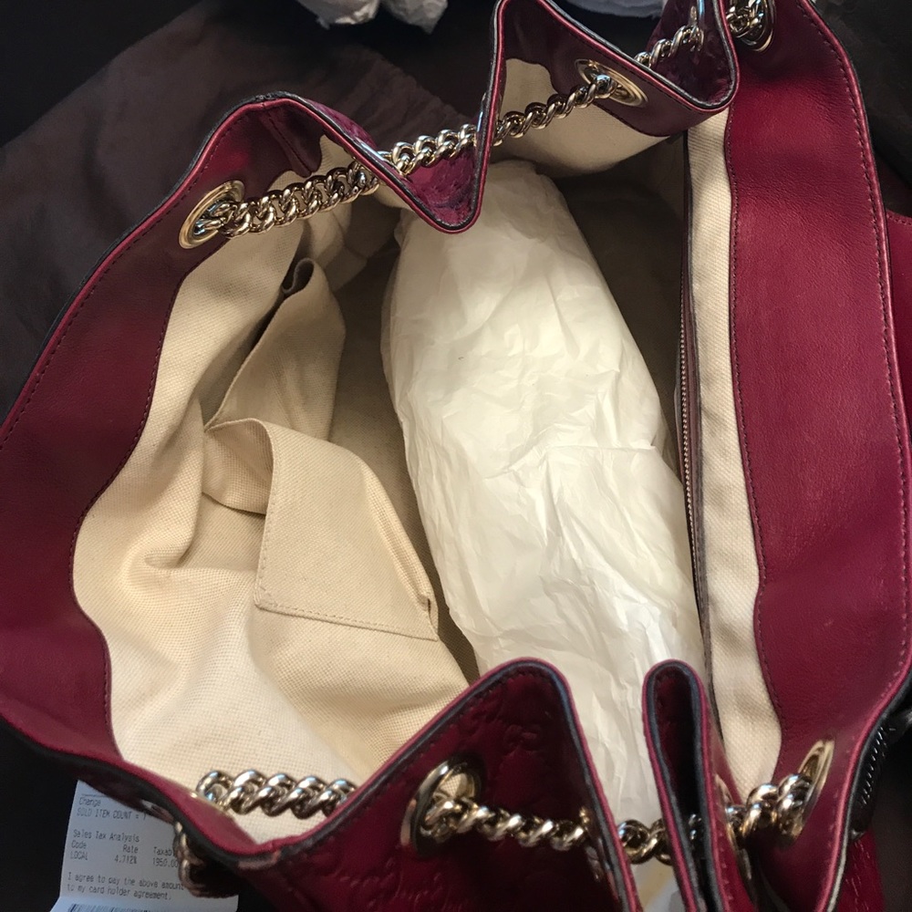 Gucci Guccissima burgundy shoulder bag. - Picture 3 of 7