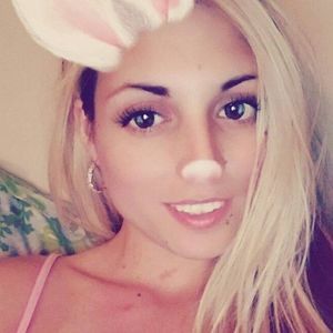 Meet your Posher, Deane