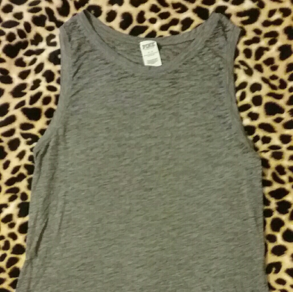 vs pink tank