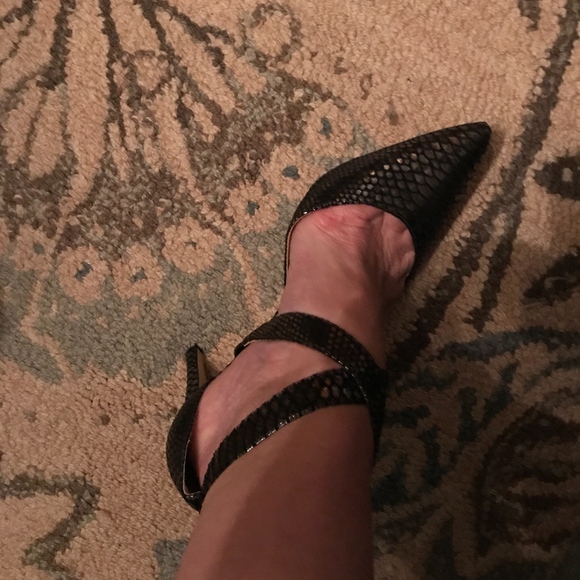 J. Renee Heels with Ankle Strap. Leather Size 11W - Picture 3 of 5