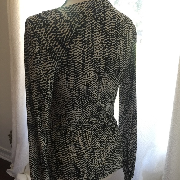 Veronica design Top - Picture 2 of 3