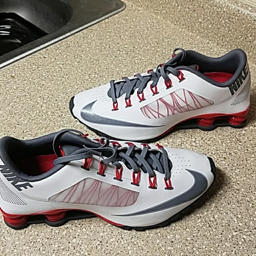 Men's Nike Shox