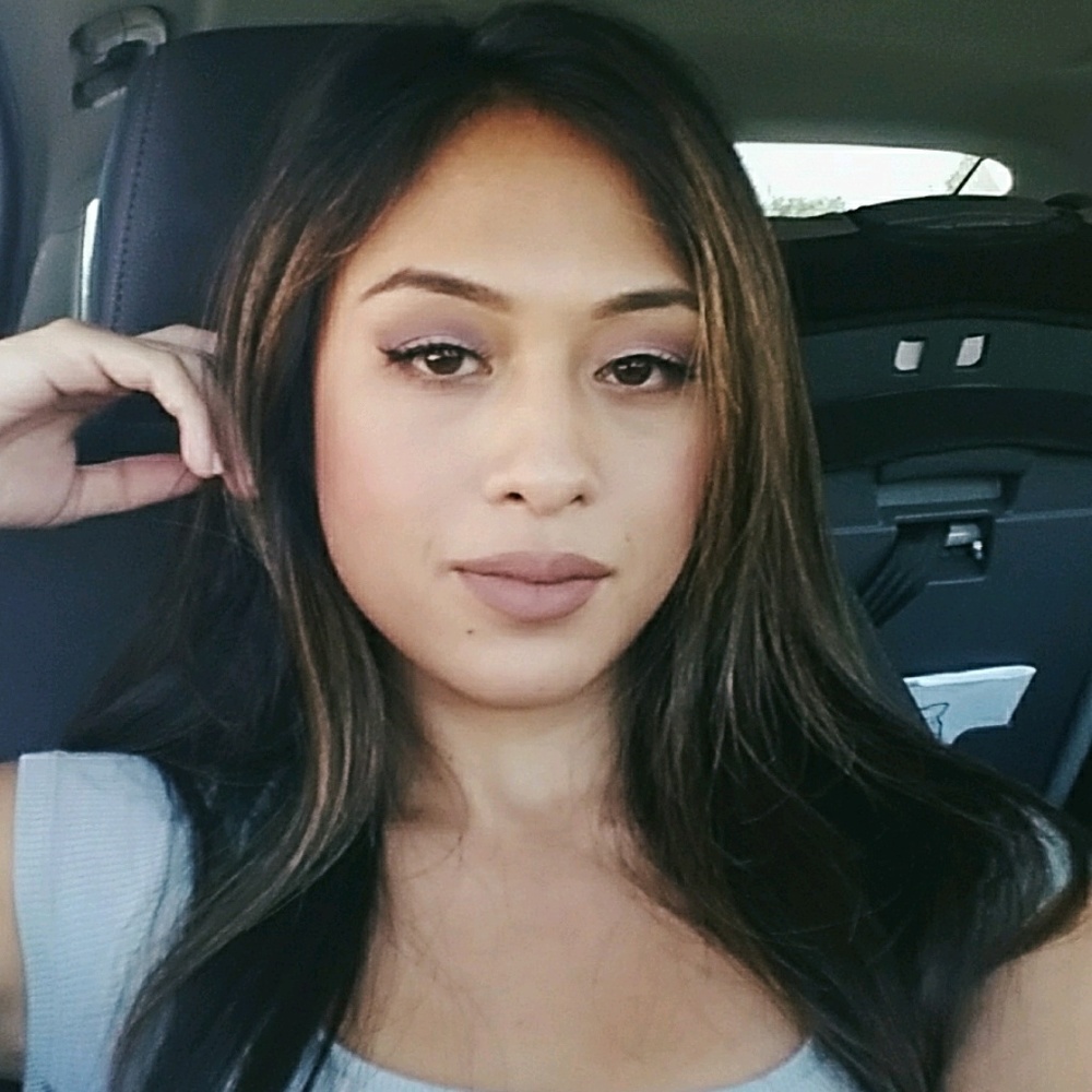 Meet your Posher, Suzanne