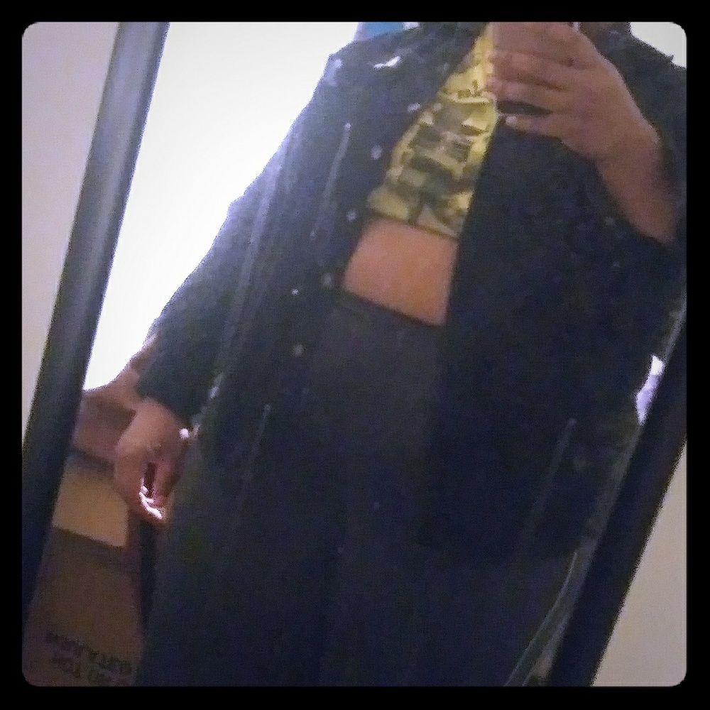 A Mickey Mouse jacket - Picture 4 of 4