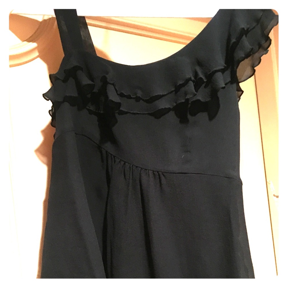 A|X • S • Black Top w| Ruffles