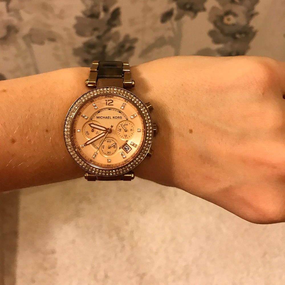 Michael Kors tortoiseshell rose gold watch