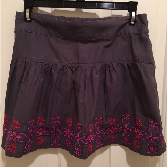 Girls / Juniors Aztec design embroidered shirt - Picture 1 of 4