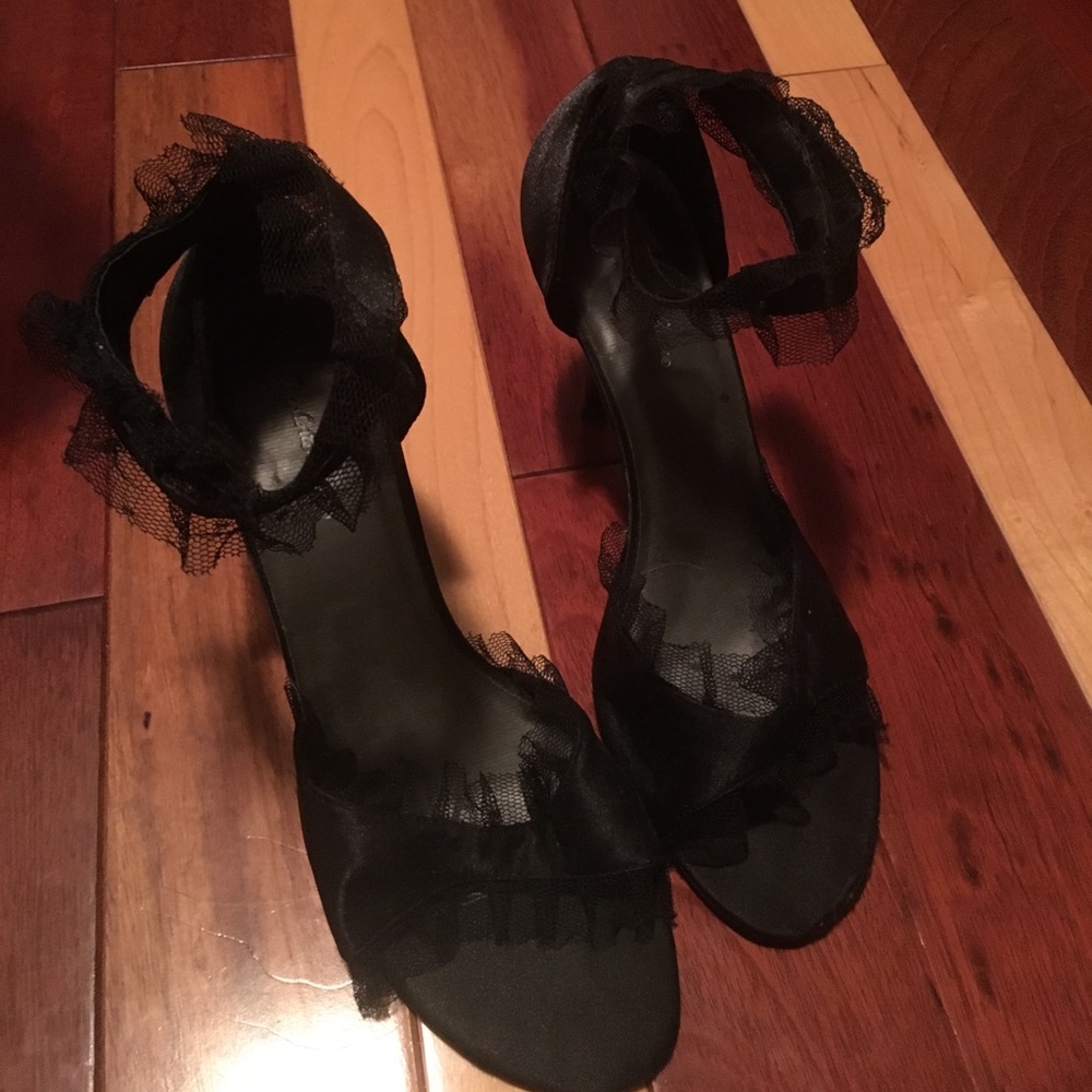 Black heels